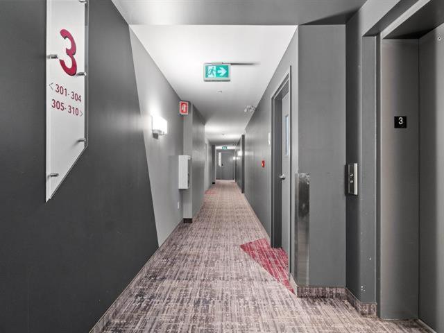 2 Bedroom Condo In The Heart Of The City Montreal Luaran gambar